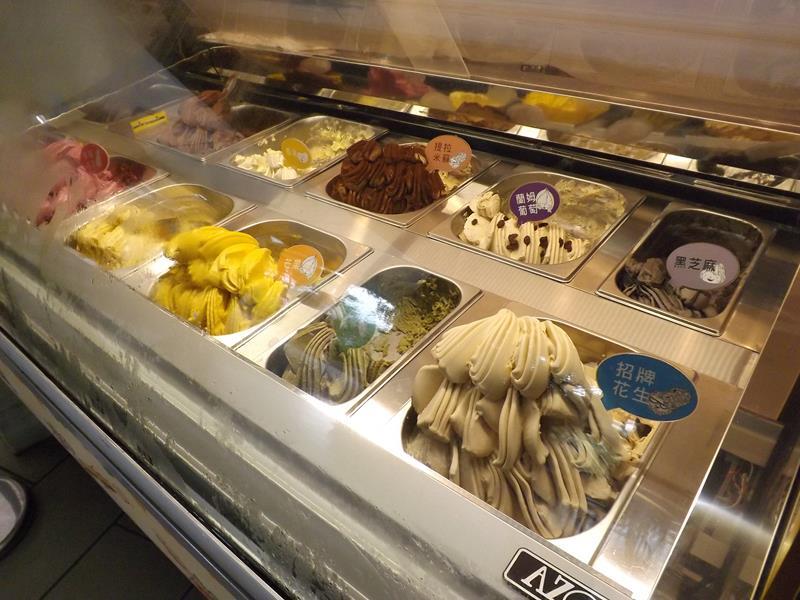 這些魔幻冰淇淋看起來超可口的