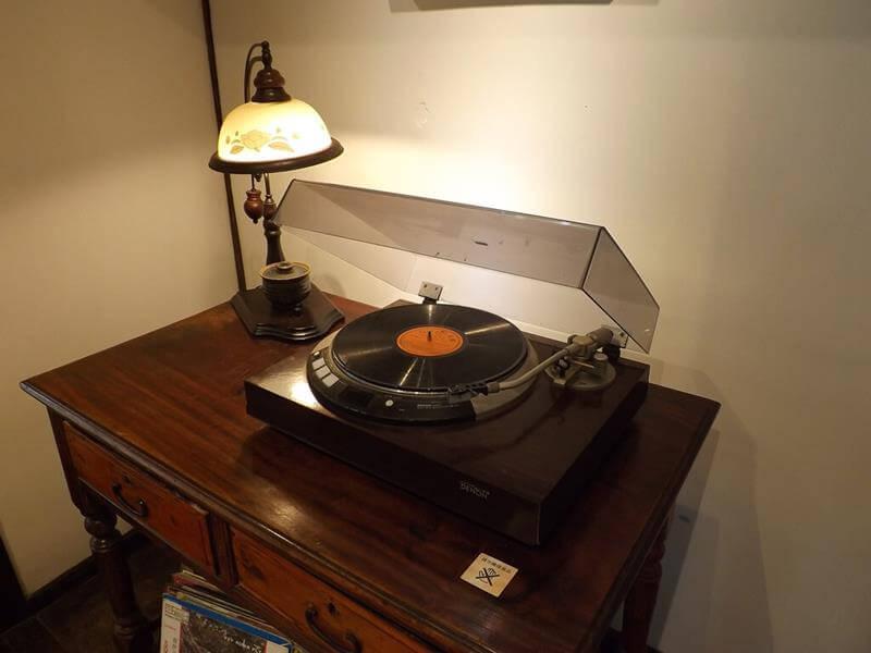 早期的黑膠唱片機