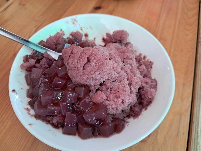鹿行艸地冰店冰品