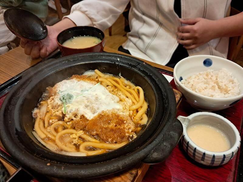 里肌豬排鍋燒麵