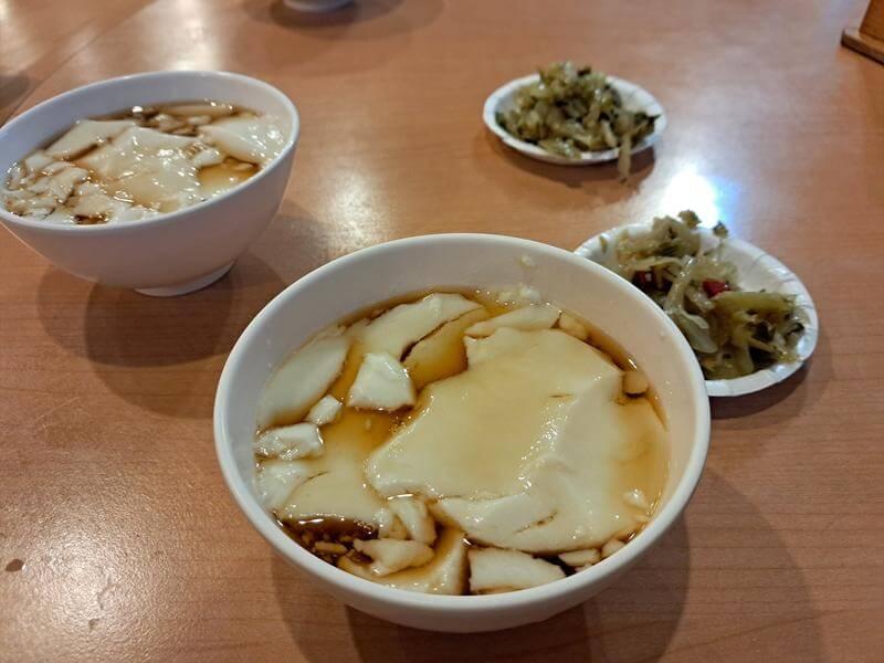 剛弄好的豆花超好吃