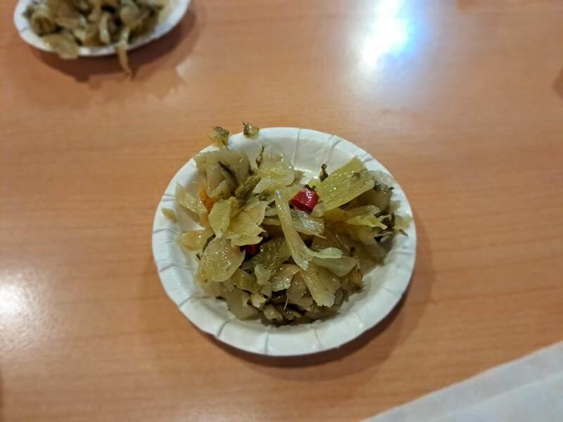 客家酸菜搭配牛肉麵簡直絕配