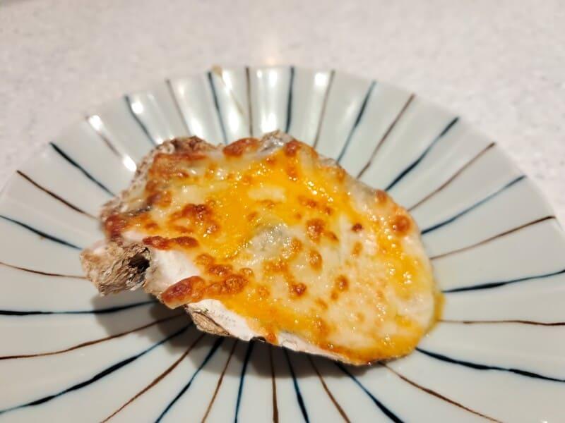 焗烤日本生蠔 Cheese Baked Japanese Oyster