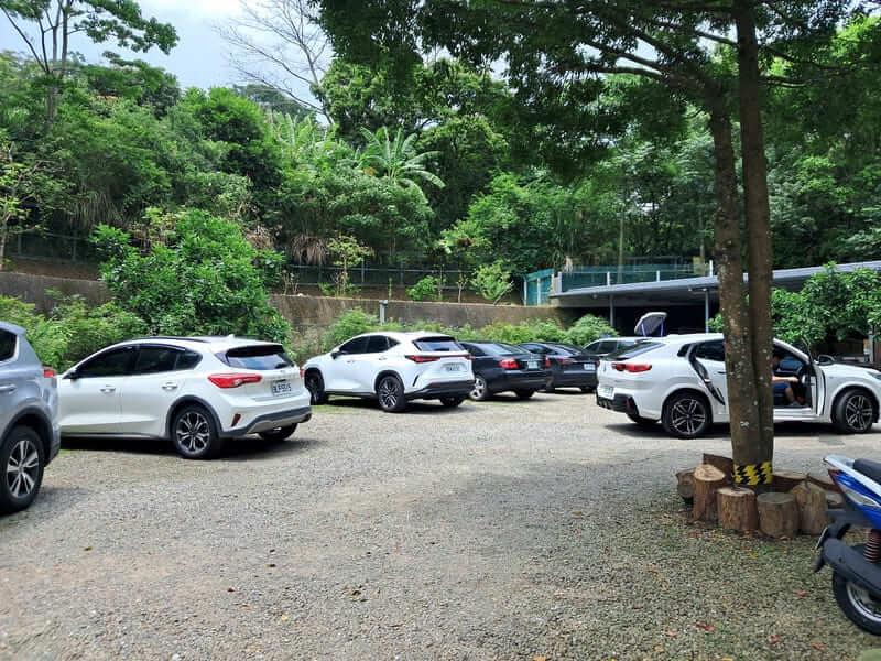 日木花園 Gao Garden 設有停車場